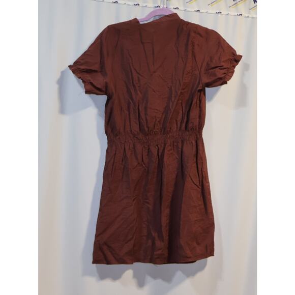 B_envied Maroon Button-Up Ruffled Short Dress Large - Picture 2 of 3
